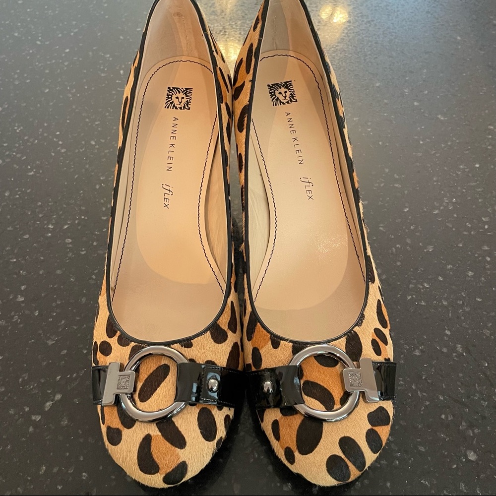 Anne Klein iflex Leopard Pumps/Heels Size 10